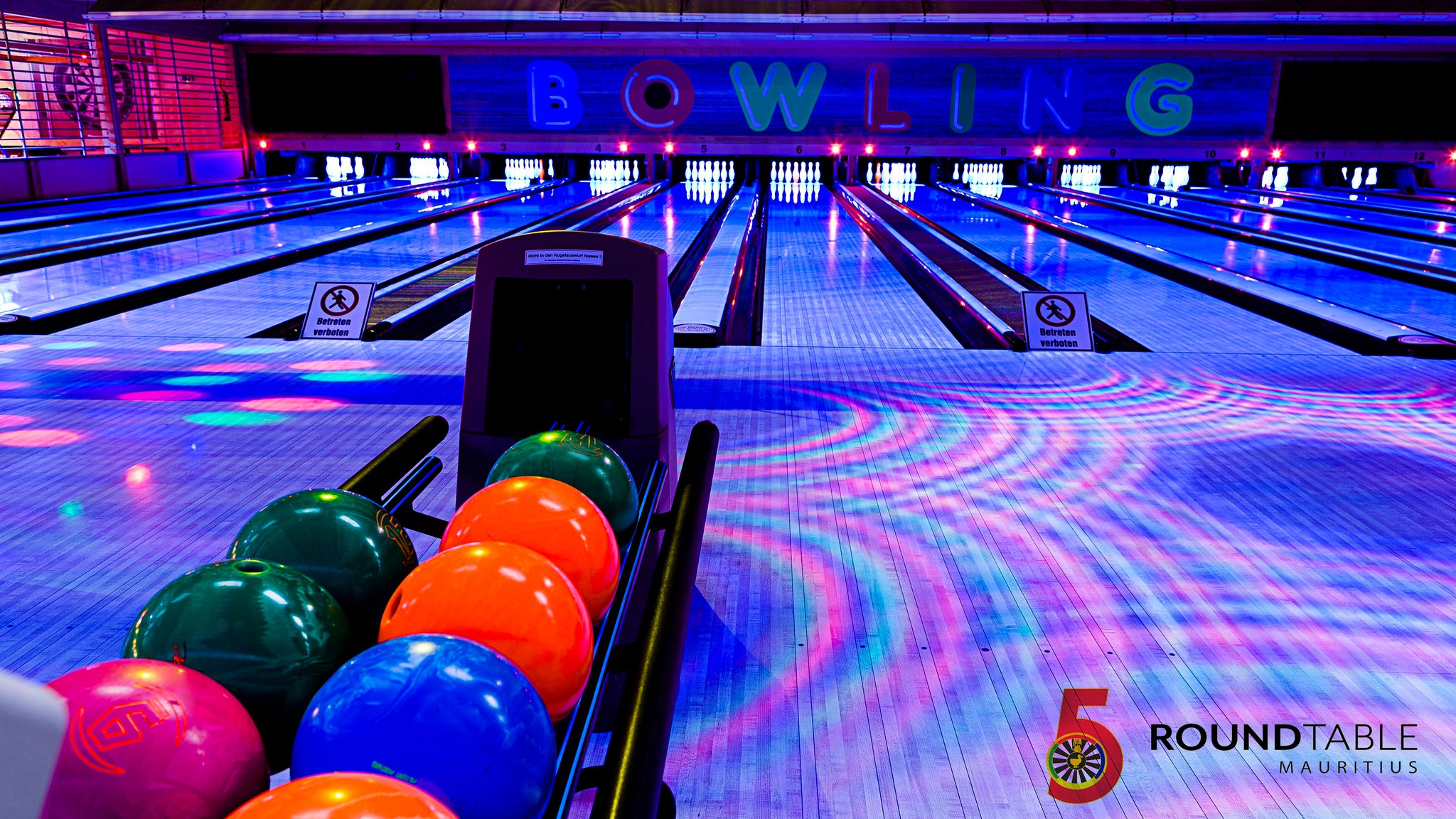 Strike City, Bowling, Bagatelle