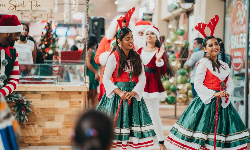 Spectacle et chansons de Noël à Kendra