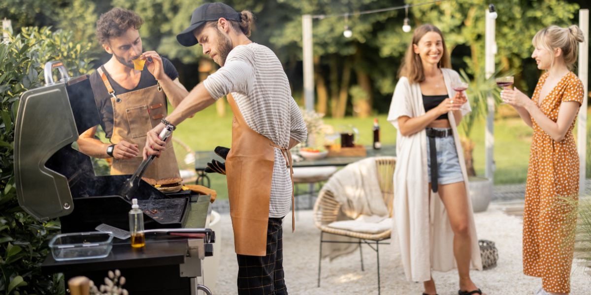 Fridays at EkoLodge – Happy Hour & Grill Nights